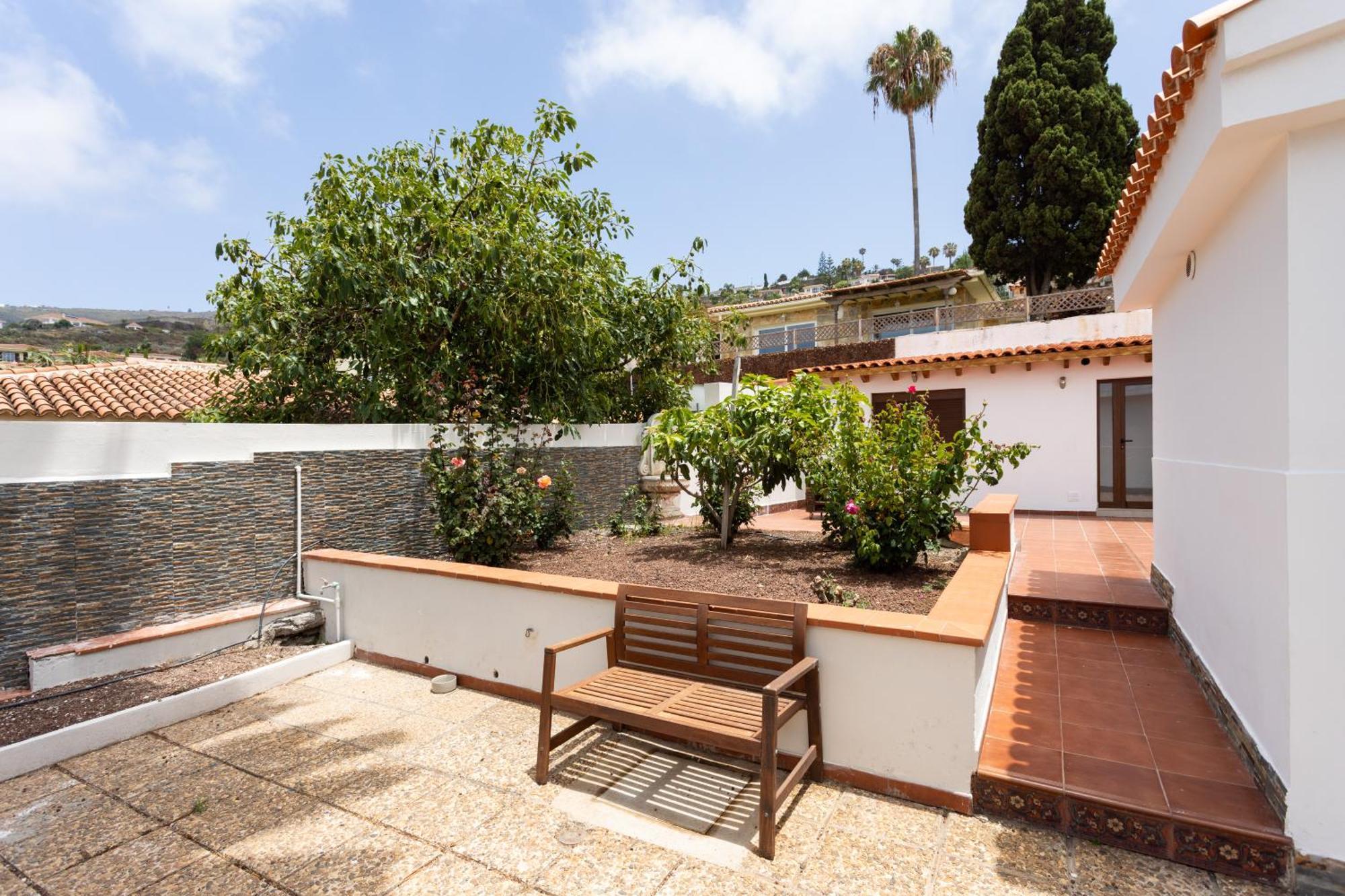 Home2Book Villa Alessandro, Design & Comfort Sauzal Exterior foto